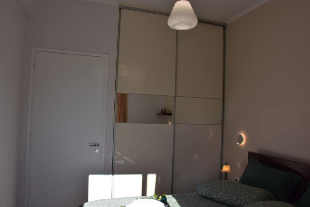 Seashell Apartment -Near The Beach Artemida  Ngoại thất bức ảnh